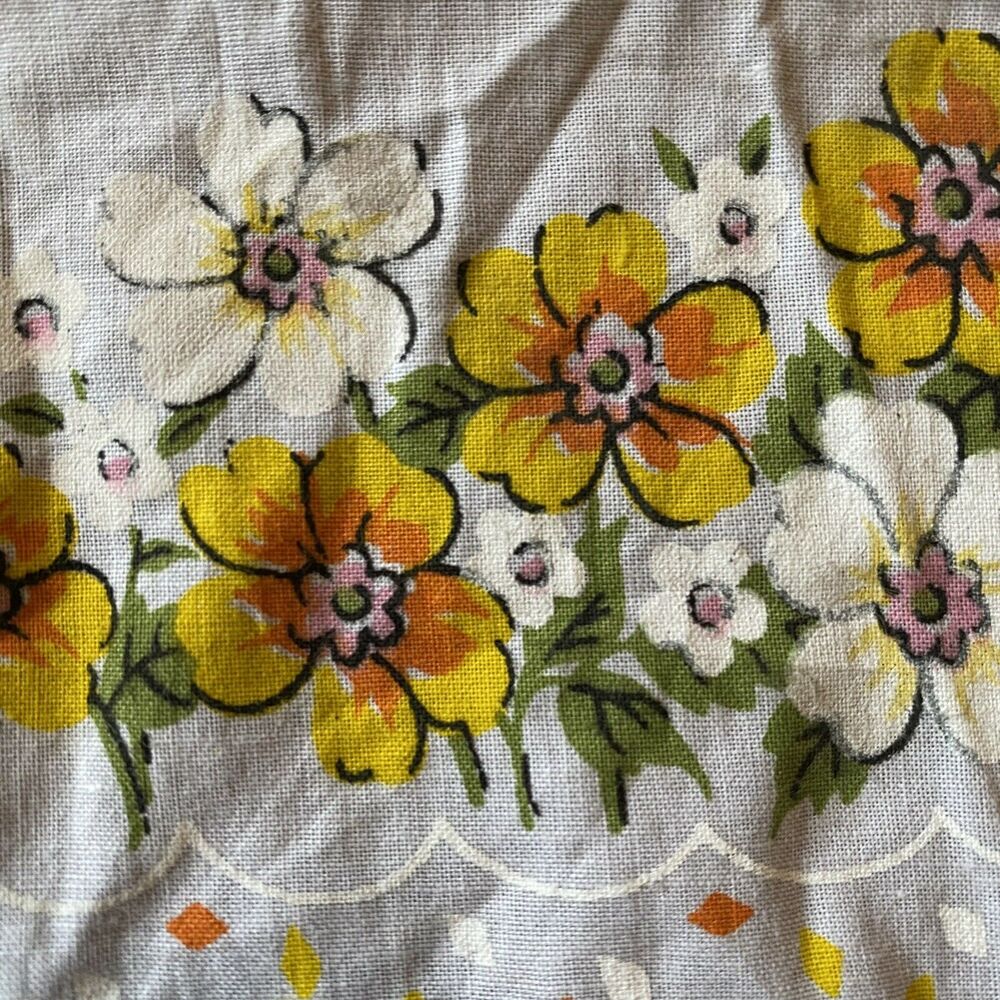 Vintage Hand Painted Handkerchief Made In Japan RN 14750 100% Cotton Floral - Picture 3 of 4